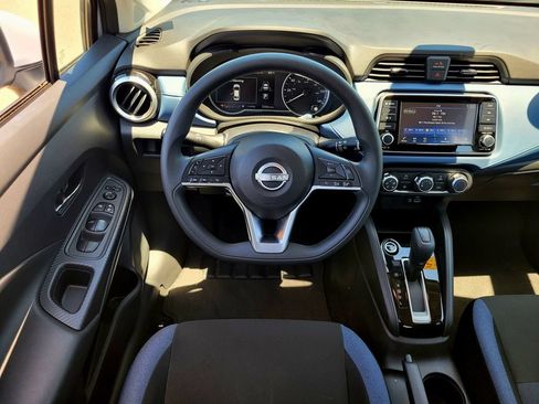 Used 2025 Nissan Versa SV w/ Trunk Package FWD image 11