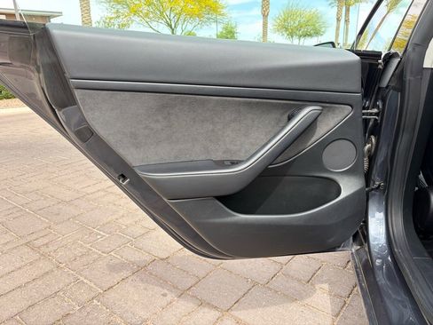 Used 2022 Tesla Model 3 Long Range image 9