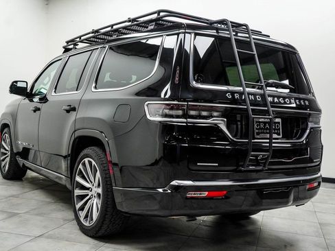 Used 2022 Jeep Grand Wagoneer Series II w/ Convenience Group III image 11
