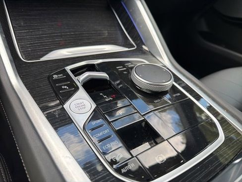 Used 2025 BMW X6 xDrive40i image 19