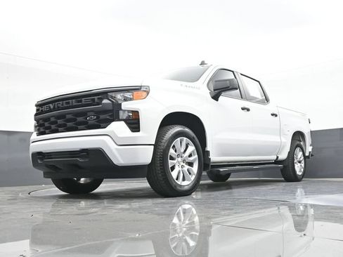 Used 2025 Chevrolet Silverado 1500 Custom AWD/4WD image 59