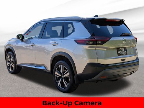 Certified 2021 Nissan Rogue SL w/ Premium Package AWD/4WD image 11