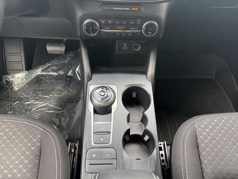 Used 2023 Ford Escape Active AWD/4WD image 17