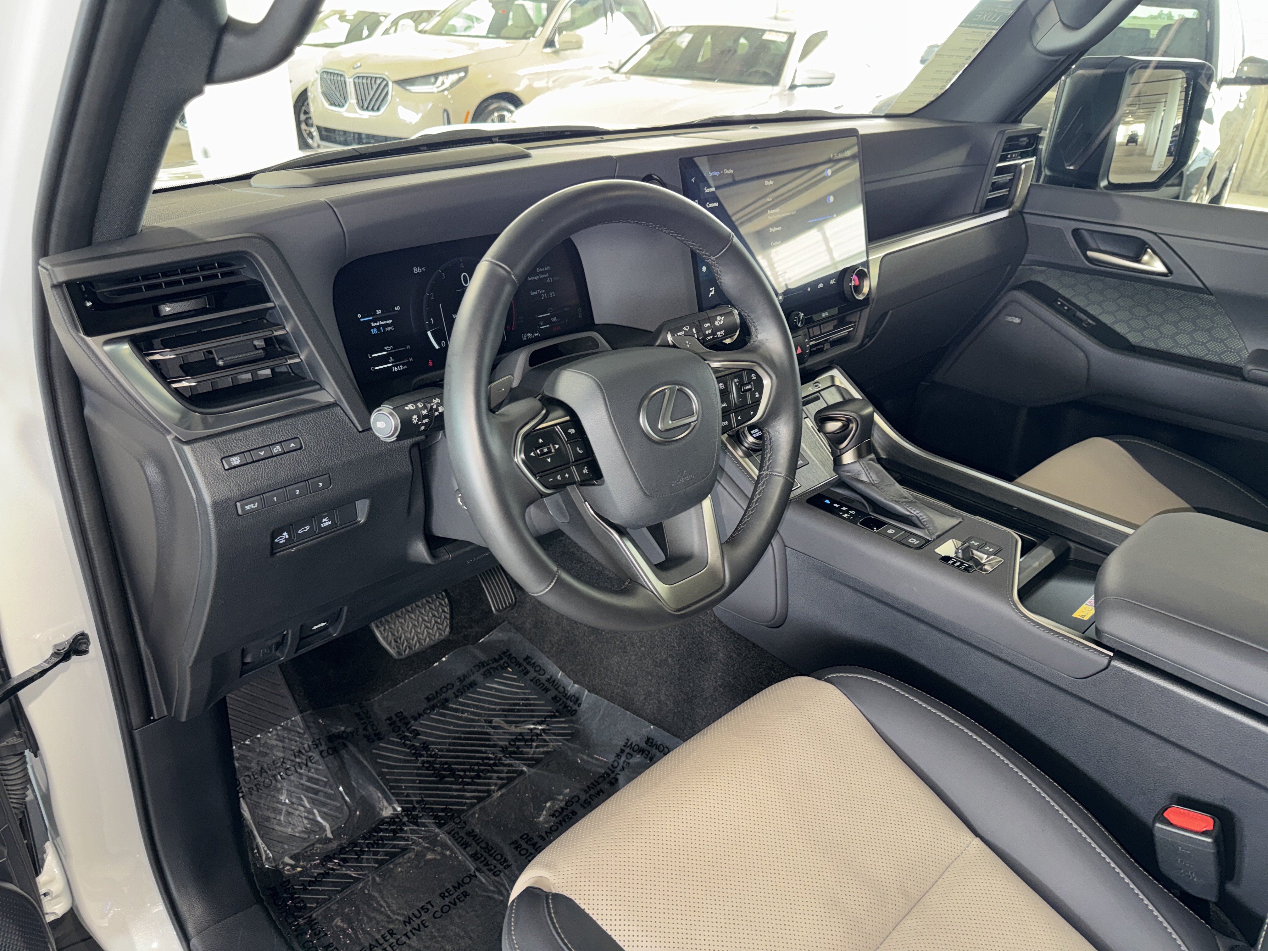 Used 2024 Lexus GX 550 AWD/4WD image 20