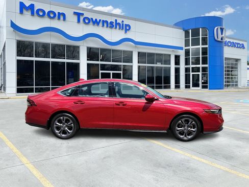 Used 2023 Honda Accord EX image 7