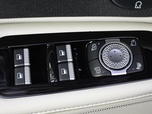 New 2026 Lincoln Nautilus Reserve AWD/4WD image 22