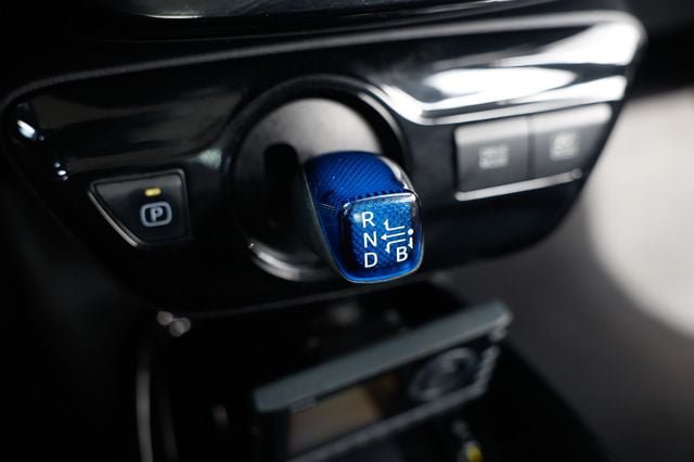Used 2019 Toyota Prius XLE FWD image 35