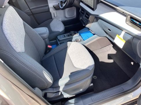 New 2025 Ford Maverick XLT image 14