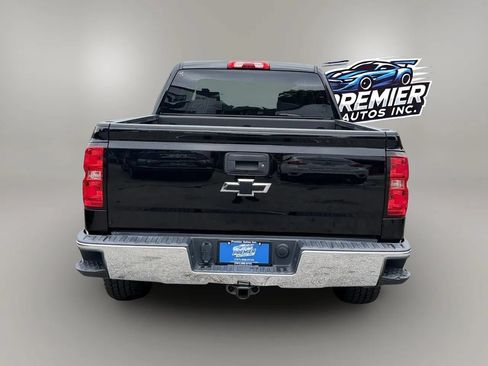Used 2018 Chevrolet Silverado 1500 LT w/ LPO, Black Pack AWD/4WD image 6
