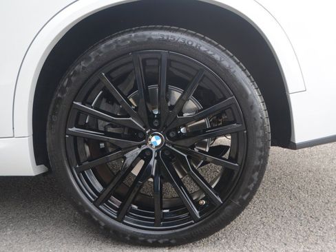 Used 2022 BMW X5 sDrive40i w/ M Sport Package image 24