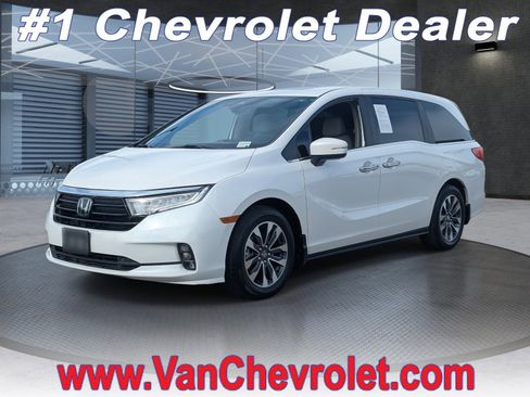 Used 2024 Honda Odyssey EX-L image 1