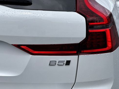 New 2026 Volvo XC60 B5 Ultra AWD/4WD image 12