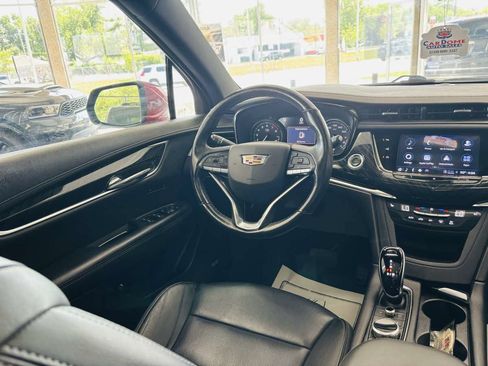 Used 2021 Cadillac XT6 Premium Luxury AWD/4WD image 49