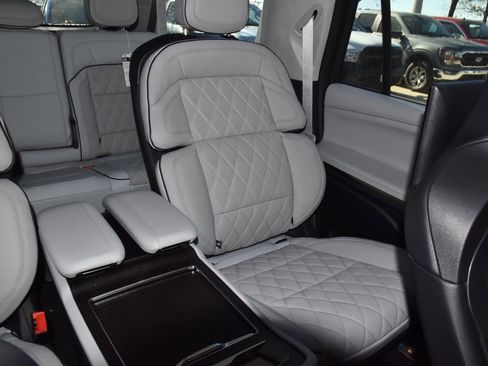 New 2026 Lincoln Navigator L Black Label image 24