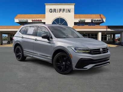 Used 2023 Volkswagen Tiguan SE R-Line