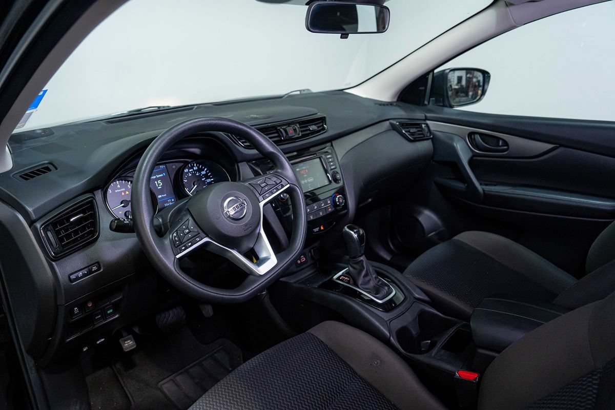 Used 2022 Nissan Rogue Sport S FWD image 9