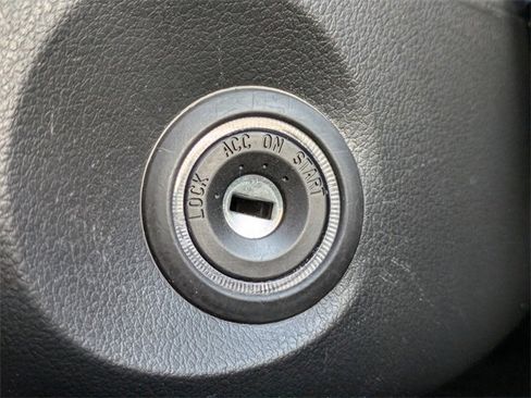 Used 2018 Hyundai Elantra GT image 30