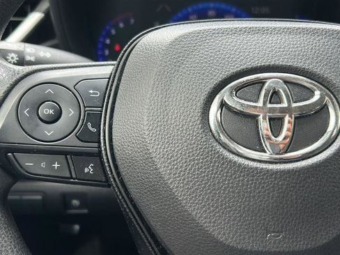Used 2020 Toyota Corolla LE FWD image 24