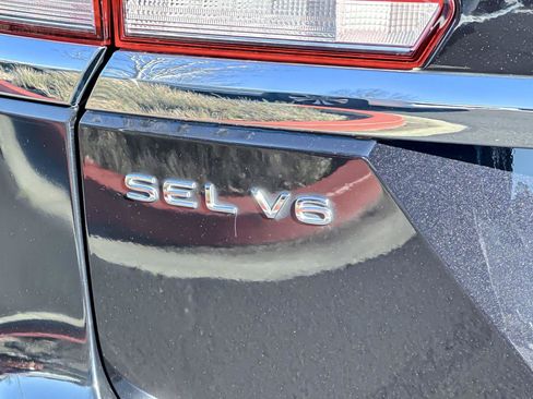 Used 2022 Volkswagen Atlas SEL Premium image 27