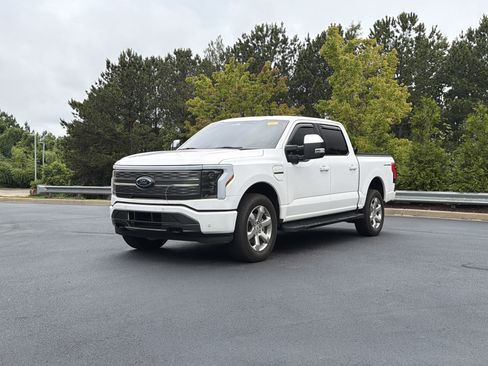 Used 2023 Ford F150 Lightning Lariat w/ Tow Technology Package AWD/4WD image 11