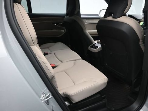 Certified 2026 Volvo XC90 B6 Plus w/ Protection Package Premier AWD/4WD image 26