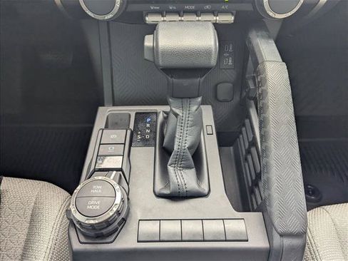 Used 2026 Toyota 4Runner SR5 AWD/4WD image 11