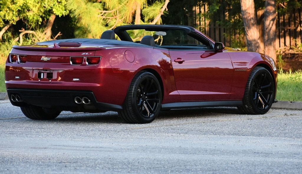 Used 2013 Chevrolet Camaro ZL1 RWD image 31