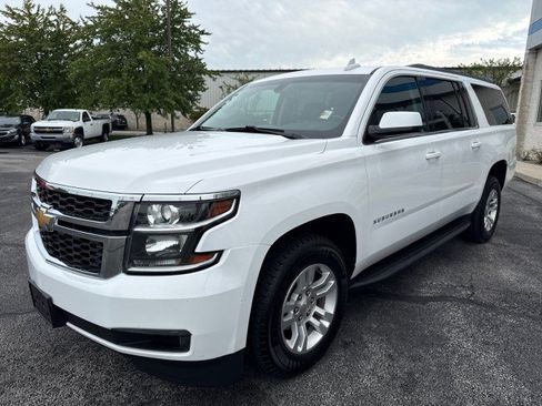 Used 2018 Chevrolet Suburban LS AWD/4WD image 7