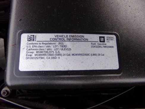 Used 2021 GMC Yukon Denali w/ Denali Ultimate Package AWD/4WD image 56