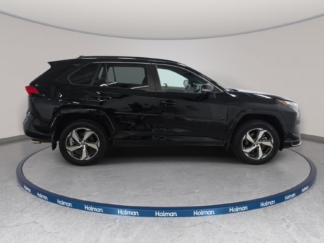Used 2023 Toyota RAV4 SE w/ Weather & Moonroof Package AWD/4WD image 4