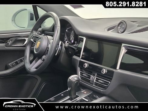 Used 2023 Porsche Macan S AWD/4WD image 13