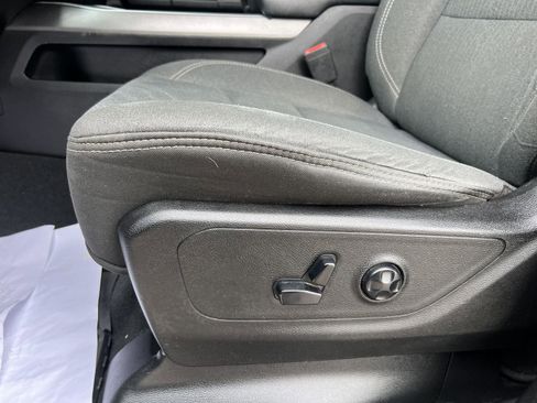 Used 2019 RAM 1500 Big Horn image 13