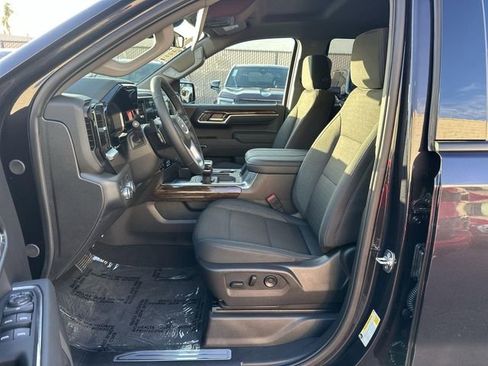 New 2026 GMC Sierra 1500 Elevation w/ LPO, Elevation Black Package image 21