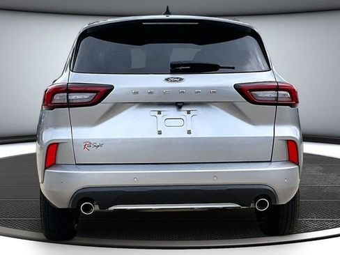 Used 2023 Ford Escape ST-Line w/ Tech Pack #1 FWD image 5