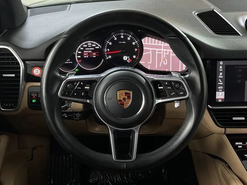Used 2019 Porsche Cayenne AWD/4WD image 7