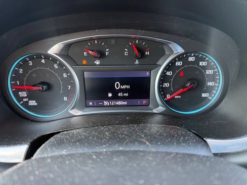 Used 2020 Chevrolet Traverse LT FWD image 6