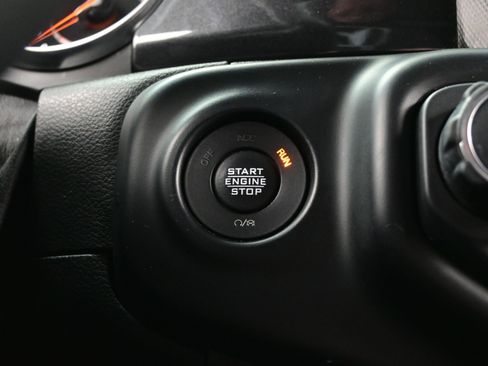 Used 2021 Jeep Wrangler Unlimited Sport image 19