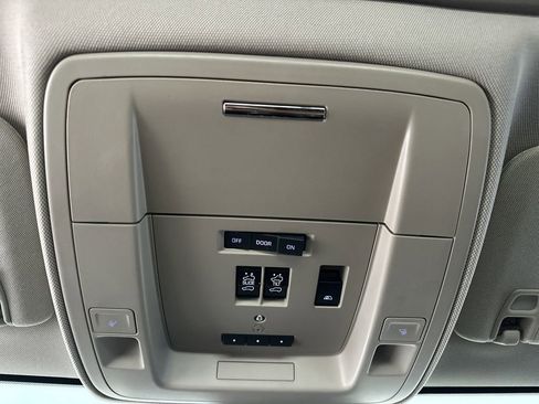 Used 2019 GMC Sierra 2500 Denali w/ Duramax Plus Package image 27