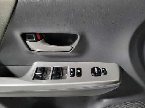 Used 2014 Toyota Prius V Three image 34