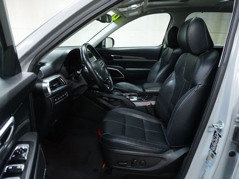 Used 2022 Kia Telluride EX w/ EX Premium Package AWD/4WD image 17