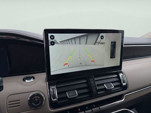 Used 2022 Lincoln Navigator Reserve image 28