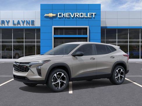 New 2026 Chevrolet Trax RS FWD image 2