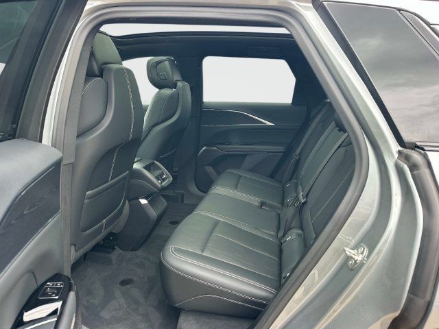 Certified 2025 Cadillac Lyriq Luxury AWD/4WD image 17