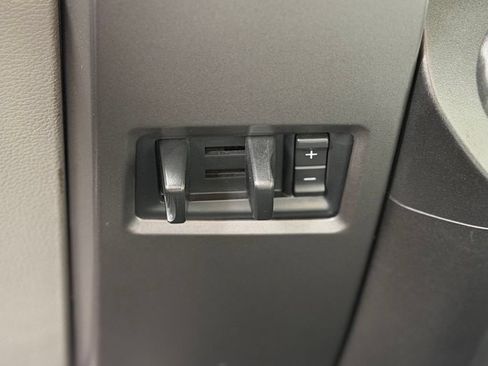 Used 2015 Ford F150 XLT w/ Equipment Group 301A Mid AWD/4WD image 11