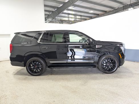 Used 2026 GMC Yukon Denali AWD/4WD image 2