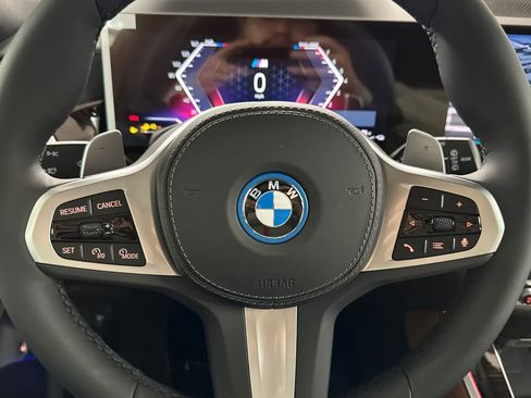 New 2026 BMW X5 xDrive50e w/ M Sport Package image 24