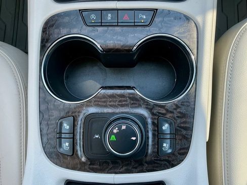 Used 2023 GMC Acadia Denali w/ Denali Technology Package image 38