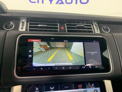 Used 2019 Land Rover Range Rover HSE image 26