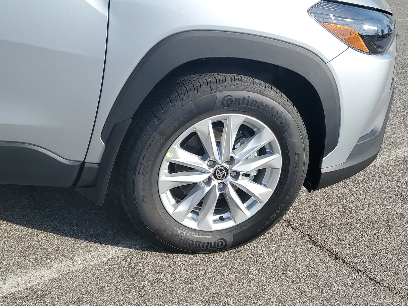 New 2026 Toyota Corolla Cross LE AWD/4WD image 6
