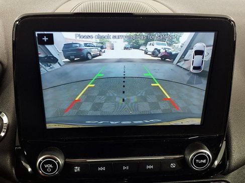 Used 2019 Ford EcoSport Titanium FWD image 14